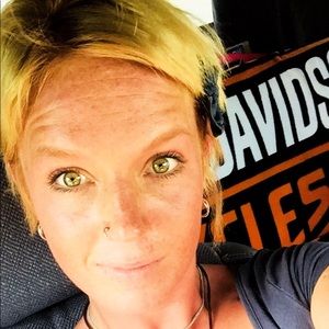 Meet your Posher, Krystal